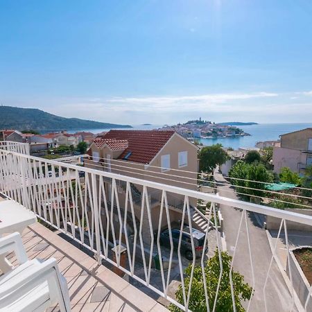 Apartment Nensi Primošten Buitenkant foto