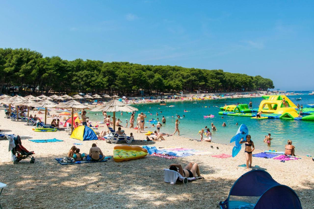 Apartment Nensi Primošten Buitenkant foto